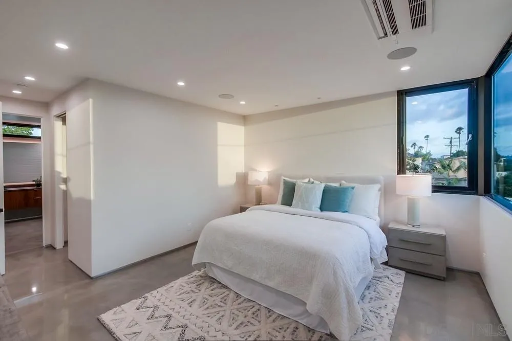 -1812377580606392111