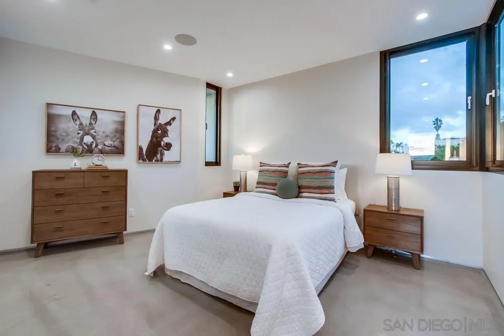 -1878946146497831831