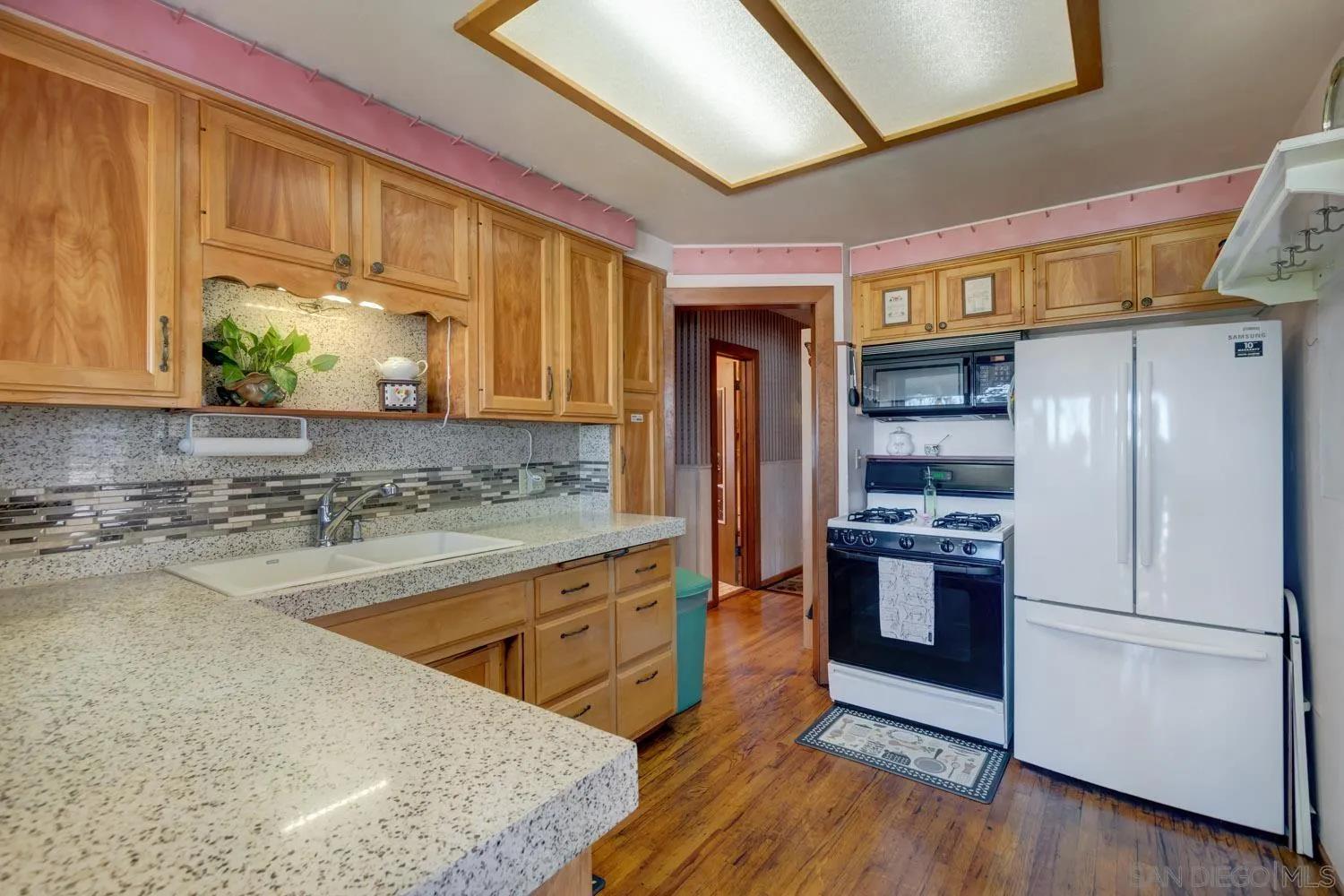 -6341820114918476201